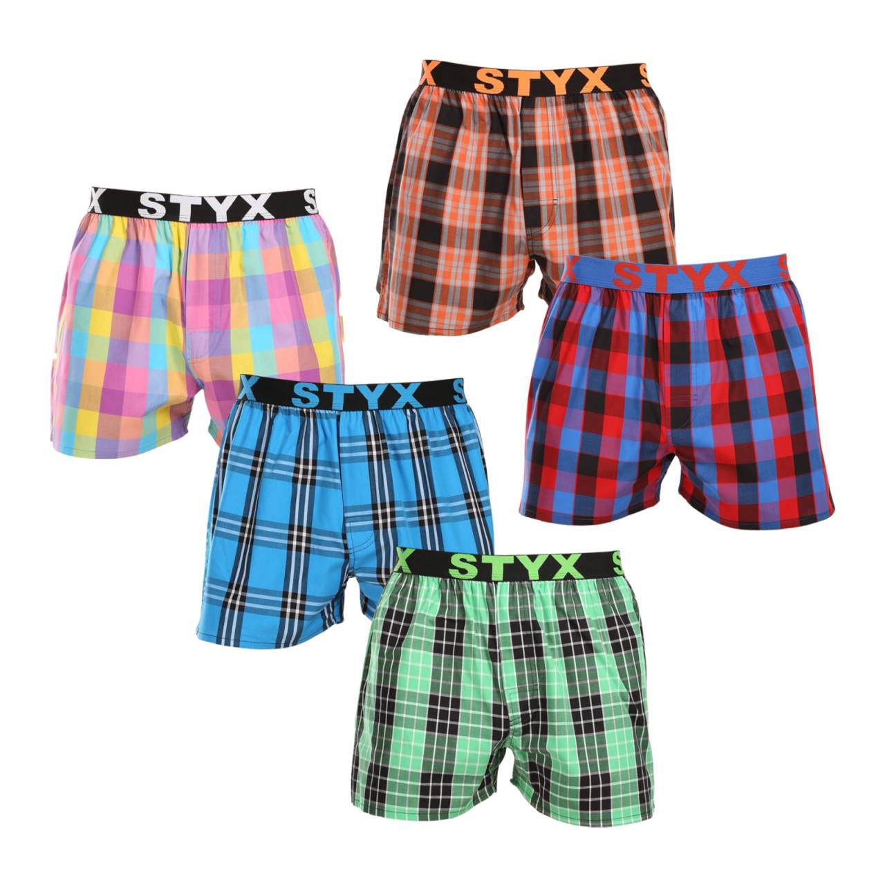 5PACK Herenboxershort Styx sport elastisch meerkleurig (5B102630) S.
Op zoek naar shorts die stijl, comfort en topkwaliteit combineren?
Kwaliteitskatoen voor perfect comfort
De shorts zijn gemaakt van eersteklas 100% katoen, dat niet alleen zacht aanvoelt, maar ook heerlijk ademend is.
Klassieke snit en moderne look
Dankzij de losse pasvorm voel je je helemaal comfortabel in deze shorts, omdat ze veel ruimte bieden voor natuurlijke bewegingen.
Waarom je Styx shorts zeker moet proberen

100% katoen voor maximaal comfort: De shorts zijn gemaakt van hoogwaardig katoen dat zacht, ademend en huidvriendelijk is, zodat ze de hele dag comfortabel zitten.
Sportief geweven rubber: Het stevige maar comfortabele Styx-logo-elastiek houdt de shorts op hun plaats zonder ongemakkelijke inkepingen of loslatingen.
Tsjechische productie en vakmanschap van hoge kwaliteit: Styx is een traditioneel Tsjechisch merk dat trots is op zijn precisiewerk, duurzaamheid en lange levensduur.

Het Tsjechische merk Styx biedt plezier en topkwaliteit
Styx ondergoed is vooral populair bij mensen voor wie individualiteit belangrijk is.
Hoe verzorg je een Styx short?
Om je korte broek lang in goede conditie te houden, raden we je de volgende tips aan.

Wasgoed: We raden aan om op 30 °C te wassen, zodat het katoen zijn zachtheid behoudt en de kleuren rijk blijven.
Droger: Drogen in de droogtrommel wordt afgeraden om krimpen van het materiaal te voorkomen.
Strijken: Katoen kan gestreken worden, maar we raden een lagere temperatuur aan om de stof niet te beschadigen.

Tip: Word een expert in lingerieonderhoud met het advies in ons artikel en geef je favoriete lingerie de zorg die ze verdient.