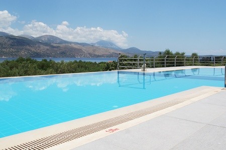 Grécko Kefalónia Phaedra Suites 4 dňový pobyt Raňajky Letecky Letisko: Praha June 2026 (14/06/26-17/06/26)