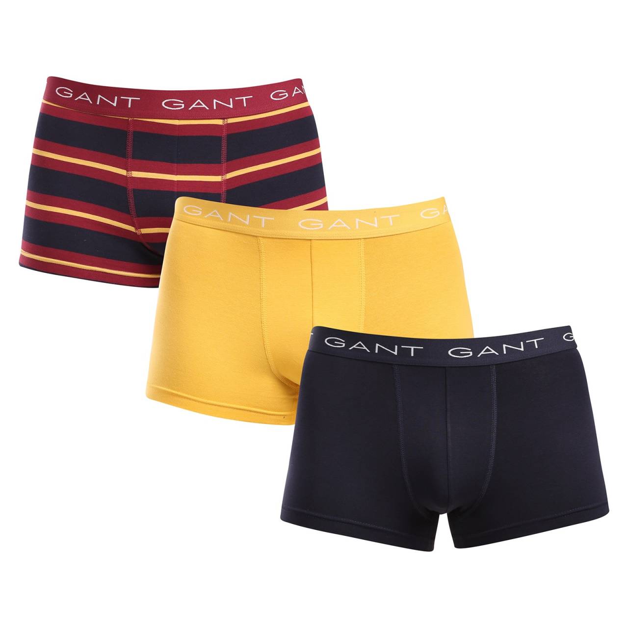 3PACK pánske boxerky Gant viacfarebné (902433043-558) L, trenky.
Stavte na pohodlie a nadčasový vzhľad s pánskymi boxerkami GANT v nadčasovej farebnej kombinácii.
Prvotriedny materiál pre každodenné pohodlie
Boxerky sú vyrobené z kvalitnej zmesi bavlny a elastanu.
Moderný dizajn do práce aj na večerné rande
Jednoduchý dizajn dopĺňa vytkávaná guma v páse s logom GANT, ktorý je mäkký a netlačí.
Prečo by ste určite mali vyskúšať boxerky GANT

Kvalitný materiál a pohodlný strih:Mäkká bavlna s elastanom zaručuje pohodlie a skvelý strih.
Štýlový minimalistický dizajn: Klasické farebné prevedenie a vyšívané elastické logo pôsobia elegantne a moderne.
Univerzálnosť: Ideálne na každodenné nosenie, do práce, na šport aj na voľný čas.

Spodná bielizeň GANT pre štýlových mužov
Od roku 1949 je značka GANT synonymom precízneho remeselného spracovania a kvalitných materiálov.
Ako sa starať o pánske boxerky GANT
Aby vám spodná bielizeň dlho vydržala v skvelom stave, odporúčame dodržiavať tieto tipy.

Perte: Per ich pri maximálnej teplote 40 °C.
Sušenie: Boxerky môžeš sušiť v sušičke - odporúčame nastaviť šetrný program na nižšiu teplotu.
Žehlenie: Ak je to potrebné, môžeš ich žehliť na nízku teplotu, ideálne naruby.

Tip: Nájsť ten správny kus spodnej bielizne, ktorý vám dokonale padne, môže byť náročné.