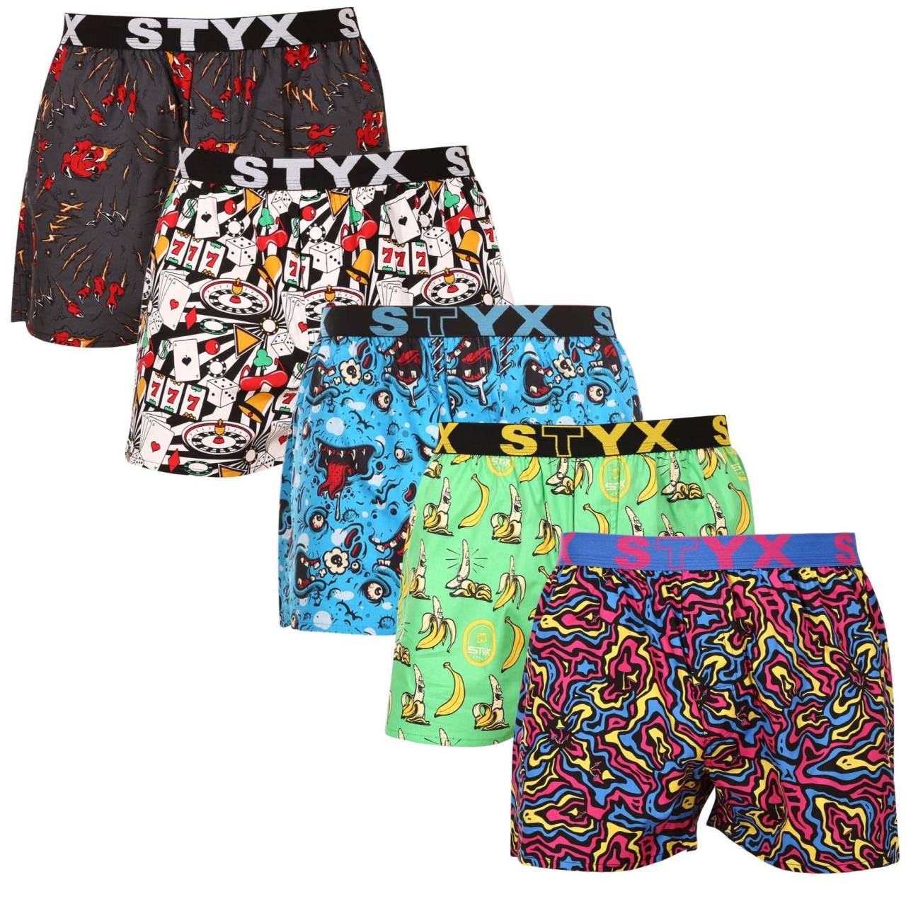 5PACK short hombre Styx art sports goma multicolor (5B1391023) M.
¿Busca unos pantalones cortos que combinen comodidad, originalidad y calidad de fabricación?
Material de calidad para el máximo confort
Los pantalones cortos Styx están hechos de algodón 100%, lo que significa que son transpirables, ligeros y cómodos al tacto.
Aspecto elegante y corte funcional
Gracias a su corte más holgado, el pantalón corto te ofrece la máxima libertad de movimientos, que agradecerás no sólo durante el día, sino también durante las actividades deportivas.
¿Por qué te gustan los pantalones cortos de Styx?

100% algodón para una gran comodidad: Material transpirable y cómodo.
Calidad checa: Los pantalones cortos se fabrican íntegramente en la República Checa.
Corte holgado para un máximo confort: Ideal para el día a día y para relajarse.
Diseños elegantes: No es un cajón aburrido, sino una buena dosis de originalidad y estilo.

La marca checa Styx ofrece diversión y calidad superior
La ropa interior Styx será especialmente popular entre aquellos para quienes la individualidad es importante.
¿Cómo cuidarlos?
Para que tus pantalones te duren como nuevos, te recomendamos que sigas estas pautas.

Lavandería: Lavar a máquina a 30 °C para preservar la suavidad del algodón.
Secadora: No es aconsejable secar los pantalones cortos en la secadora, sino dejarlos secar al aire libre.
Planchado: Puedes planchar los calzoncillos a fuego medio para no dañar el material.

Consejo: Conviértete en una experta en mantenimiento de lencería con los consejos de nuestro artículo y dale a tus prendas favoritas el cuidado que se merecen.