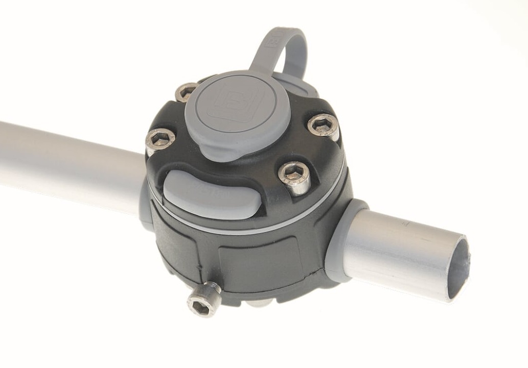 Fasten rýchloupínací držiak ne pripevnenie na rúrku 22/25 mm.