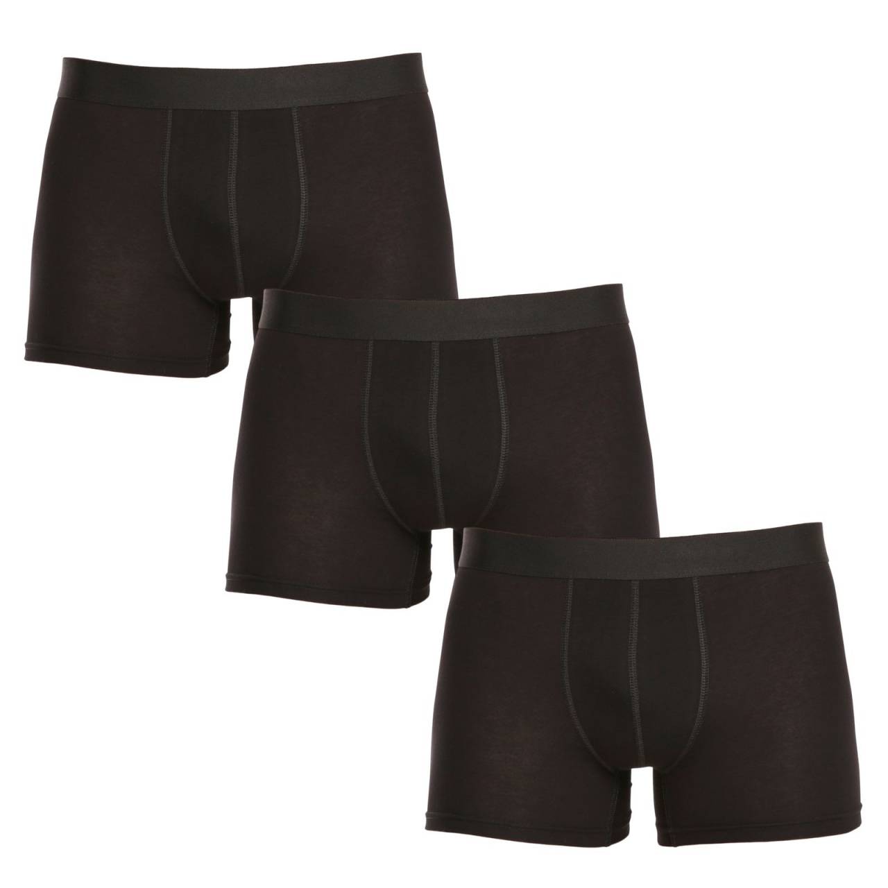 3PACK pánske boxerky Nedeto nadrozmer čierne (3NBX001) 6XL, trenky.
Tieto pánske boxerky Nedeto vo väčších veľkostiach sú ideálne pre mužov, ktorí hľadajú pohodlie a funkčnosť.
Vďaka kvalitnému materiálu sa budete cítiť pohodlne každý deň
Tieto boxerky sú vyrobené z bavlny s prímesou elastanu, ktorý zaručuje priedušnosť, mäkkosť a pružnosť.
Funkčný dizajn s dlhšími nohavicami
Boxerky Nedeto majú dlhšie nohavičky, čo je ideálne pre mužov, ktorí uprednostňujú väčšie krytie a stabilitu počas pohybu.
Výhody boxeriek Nedeto, ktoré oceníte každý deň

95 % bavlna: Priedušný a mäkký materiál, ktorý je jemný k pokožke.


Dlhšie nohavičky: Poskytujú lepšie krytie a stabilitu pri nosení.


Elastický tkaný materiál : Drží boxerky na mieste bez nepríjemného tlaku.


Skvelý pomer ceny a kvality: Získajte tri kusy kvalitnej spodnej bielizne za nízku cenu.

Ako sa starať o boxerky Nedeto
Na zachovanie dlhej životnosti a kvality vašich boxeriek odporúčame dodržiavať tieto pokyny:

Pranie: Perte pri 30 °C s jemným pracím prostriedkom, aby ste zachovali mäkkosť a farbu materiálu.


Sušenie: Boxerky môžete sušiť v bubnovej sušičke, ideálne na nízkom stupni, aby sa zabránilo ich zrážaniu.


Žehlenie: V prípade potreby sa boxerky môžu žehliť pri nízkej teplote.

Tip: Staňte sa expertom na údržbu spodnej bielizne vďaka tipom v našom článku a doprajte svojim obľúbeným kúskom starostlivosť, akú si zaslúžia.