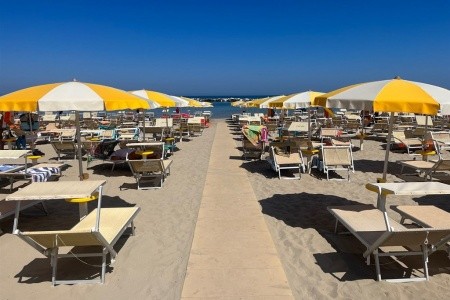Taliansko Ligurská riviéra Hotel Giada (Gatteo A Mare) 8 dňový pobyt Plná penzia Vlastná July 2026 (25/07/26- 1/08/26)