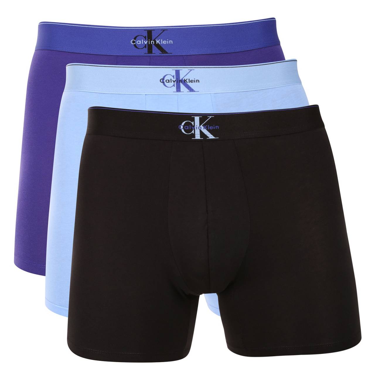 3PACK pánske boxerky Calvin Klein viacfarebné (NB4473-TI8) L, trenky.
Užívajte si maximálne pohodlie a luxus s pánskymi boxerkami Calvin Klein.
Kvalitný materiál pre celodenné pohodlie
Tieto boxerky sú vyrobené z prvotriednej zmesi bavlny a elastanu.
Elegantný dizajn a praktický strih
Tkaná guma s kontrastným logom Calvin Klein vytvárajú štýlový a nadčasový vzhľad.
Prečo si zamilujete boxerky Calvin Klein

Prvotriedny materiál: Kombinácia bavlny a elastanu zaručuje mäkkosť, priedušnosť a elasticitu pre maximálne pohodlie počas celého dňa.


Štýlový dizajn: Ikonické logo Calvin Klein s vyšívanou gumou dodáva boxerkám elegantný vzhľad vhodný na každú príležitosť.


Praktický strih: dlhšie nohavice a prispôsobivý strih poskytujú väčšie pohodlie a voľnosť pohybu, ideálne na bežné nosenie, do práce aj na voľný čas.

Spodnú bielizeň Calvin Klein milujú ľudia na celom svete
Pánska spodná bielizeň Calvin Klein patrí k stáliciam módneho priemyslu.
Ako sa starať o boxerky Calvin Klein
Aby si vaše nové boxerky zachovali svoj vzhľad a kvalitu čo najdlhšie, dodržiavajte tieto jednoduché pokyny:

Pranie: Perte ich pri maximálnej teplote 30 °C.


Sušenie: Sušenie v bubnovej sušičke sa neodporúča - najlepšou voľbou je sušenie na vzduchu.


Žehlenie: Boxerky nie je potrebné žehliť, čím ušetríte čas a námahu.

Tip: Hľadanie obľúbenej spodnej bielizne môže byť beh na dlhé trate, preto chceme, aby vám obľúbené kúsky dlho vydržali.
