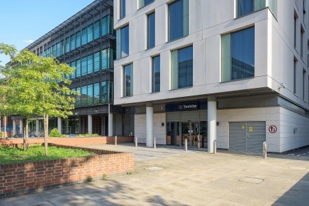 Veľká Británia Londýn Travelodge Ealing 3 dňový pobyt Raňajky Letecky Letisko: Praha May 2026 ( 3/05/26- 5/05/26)