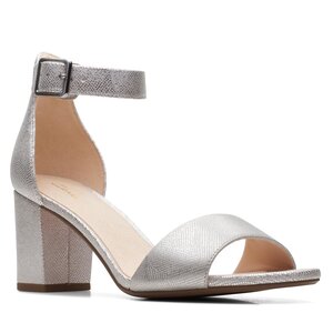 Sandále Clarks - Deva Mae 26172737 Silver Metallic.
