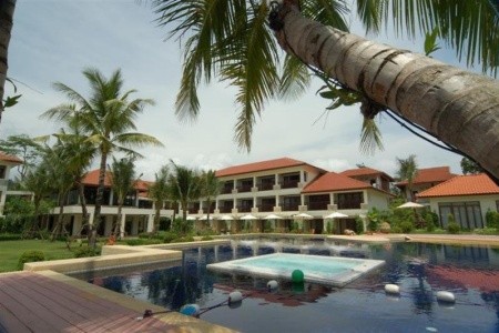 Thajsko Khao Lak The Briza Beach Resort 14 dňový pobyt Raňajky Letecky Letisko: Praha October 2026 (14/10/26-27/10/26)