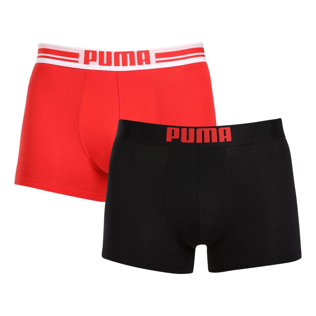 2PACK pánske boxerky Puma viacfarebné (651003001 786) M, trenky.
Užite si dokonalú kombináciu pohodlia a moderného štýlu s pánskymi boxerkami Puma.
Kvalitný materiál, ktorý vás nesklame
Boxerky sú vyrobené z prvotriednej bavlnenej zmesi s prímesou elastanu, ktorá zaručuje ich mäkkosť, priedušnosť a pružnosť.
Moderný dizajn a presný strih na každodenné nosenie
Nadčasové farebné prevedenie si nájde miesto v šatníku každého štýlového muža.
Prečo si kúpiť boxerky Puma

Štýlový a moderný dizajn: Minimalistický vzhľad s pohodlným elastickým pásom dodáva boxerkám elegantný štýl vhodný pre každého muža.
Kvalitný materiál: Zmes bavlny a elastanu poskytuje mäkkosť, priedušnosť a odolnosť, takže boxerky sa dokonale prispôsobia vášmu telu a dlho vydržia.
Presný strih a dokonalá podpora: Dlhšie nohavice poskytujú dostatočné krytie a zabraňujú odieraniu stehien.

Spodná bielizeň Puma sa hodí nielen športovcom
Značka Puma je známa po celom svete vďaka svojmu oblečeniu a spodnej bielizni, ktorú nosia slávni športovci.
Ako sa starať o boxerky Puma
Aby vám nové boxerky dlho vydržali, odporúčame dodržiavať tieto pokyny.

Pranie: Odporúčame prať pri maximálnej teplote 40 °C, aby sa zachovala kvalita materiálu.
Žehlenie: Nežehlite, aby ste nepoškodili elastické vlákna.
Sušenie: Neodporúča sa používať sušičku, aby boxerky nestratili svoju pružnosť a tvar.

Tip: Hľadanie obľúbenej spodnej bielizne môže byť beh na dlhé trate, preto chceme, aby vám obľúbené kúsky dlho vydržali.