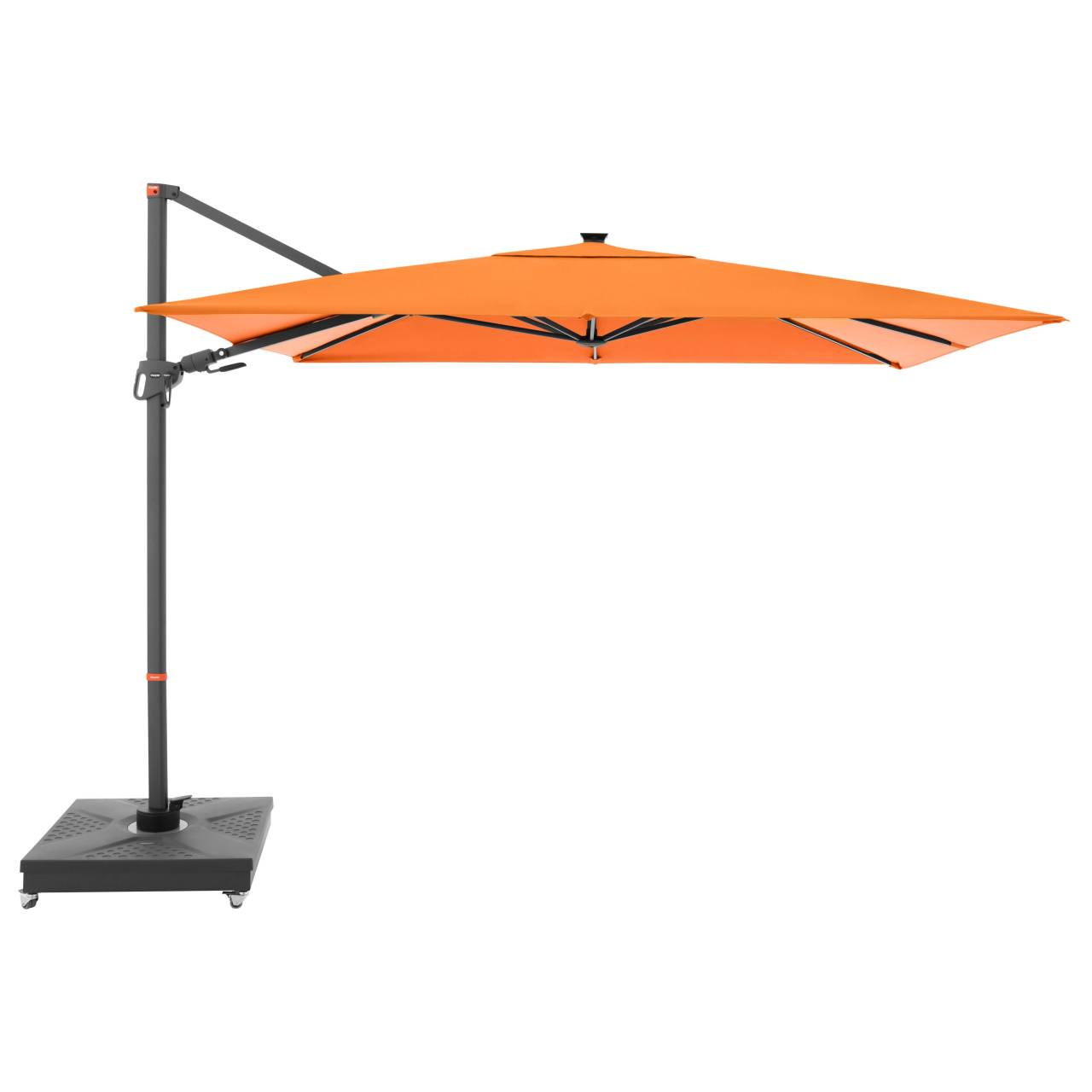 Doppler myZone 220 x 300 cm oranžová - Tovar s drobnou vadou (S274).
Tovar s drobnou chybou – môže vykazovať kozmetické vady alebo známky opravy.
Na konštrukcii slnečníka sú viditeľné drobné kozmetické nedokonalosti (pozri fotografie).
Objavte radu slnečníkov myZone a premeňte svoje obľúbené miesto na záhrade, na terase alebo na balkóne na svoju osobnú zónu pre dobrý pocit.
Vďaka obdĺžnikovej streche je slnečník obzvlášť vhodný na zatienenie záhradného nábytku.
** Poznámka: Stojan 85899ACEP nie je súčasťou slnečníka, objednáva sa samostatne.
Informácie o produkte:

odporúčané zaťaženie min.
priechodná výška: cca 204 cm
celková výška otvoreného slnečníka: cca 267 cm
sklopný v mnohých polohách
otočný nožným pedálom o 360 °
veľkosť balenia: cca 400 x 193 x 2277 mm
váha balenia: cca 26,7 Kg
kríž na záťažové dlaždice je súčasťou balenia „Poznámka: Záťažové dlaždice nie sú súčasťou a objednávajú sa samostatne.“

Rám:

priemer tyče: 78 x 50 mm
hliníkový rám
kľukový mechanizmus

Poťah:

100% polyester 180 g / m2
SPF 60+
stálofarebnosť 5+
odolný poveternostným vplyvom

Možnosti montáže:
a) Inštalácia na zemnú kotvu art.
b) Inštalácia na žulový podstavec s kolieskami 140 kg art.
c) Inštalácia pomocou plniteľných dlaždíc 4dielna súprava (140 kg) art.
d) Inštalácia pomocou záťažových dosiek 50 x 50 cm, art.
e) Inštalácia pomocou Active Easy zatlačovacieho stojana art.