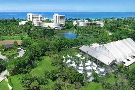 Thajsko Phuket Hilton Phuket Arcadia Resort & Spa 9 dňový pobyt Raňajky Letecky Letisko: Viedeň December 2026 (12/12/26-20/12/26)