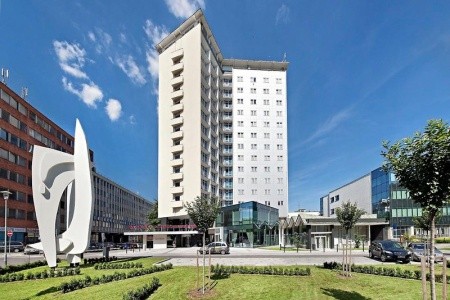 Česká republika Južná Morava Continental 4 dňový pobyt Raňajky Vlastná August 2026 (30/08/26- 2/09/26)