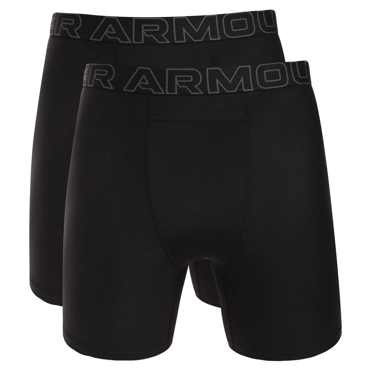 2PACK pánské boxerky Ballbag Under Armour čierne (6011474 001) S, trenky.
Športové boxerky Under Armour BoxerJock Ballbag sú navrhnuté pre mužov, ktorí od spodnej bielizne očakávajú skutočný výkon.
Kvalitný materiál na aktívny pohyb
Boxerky sú vyrobené z ľahkého materiálu na báze polyesteru s prímesou elastanu, vďaka čomu sú pružné a prispôsobia sa pohybu bez obmedzenia.
Extra dlhé nohavičky a patentovaný support pouch
Extra dlhé nohavičky zabraňujú vyhŕňaniu a poskytujú stabilitu pri pohybe.
Prečo si vybrať boxerky Under Armour BoxerJock Ballbag?

Adaptívny UA Clone materiál: prispôsobí sa každému pohybu a eliminuje nepríjemné trenie
Patentovaný support pouch: tvarovaná predná časť pre prirodzenú oporu a lepšiu priedušnosť
Extra dlhé nohavičky: držia na mieste, nevyhŕňajú sa ani pri intenzívnom športe
Odvod potu a rýchle schnutie: materiál aktívne odvádza vlhkosť od tela
Technológia kontroly zápachu: redukuje vznik zápachu aj pri dlhšom nosení
Balenie 2 ks: hneď máš rezervu do športovej tašky

Under Armour — americká značka pre športový výkon
Under Armour je americká značka športového oblečenia, ktorá sa od svojho vzniku špecializuje na funkčnú bielizeň a športové vybavenie.
Ako sa starať o svoje nové boxerky?
Aby ti tieto boxerky vydržali čo najdlhšie a zachovali si svoje funkčné vlastnosti, odporúčame dodržiavať nasledujúce pokyny:

Pranie: per na 30 °C, šetrný program, ideálne z rubovej strany.
Sušenie: nesuš v sušičke, aby nedošlo k poškodeniu elastanu alebo zrazeniu tkaniny.
Žehlenie: nežehlit — materiál to nepotrebuje a žehlenie by poškodilo funkčné vrstvy.

Tip: Staň sa odborníkom na údržbu spodnej bielizne vďaka radám v našom článku a dopraj svojim obľúbeným kúskom starostlivosť, ktorú si zaslúžia.