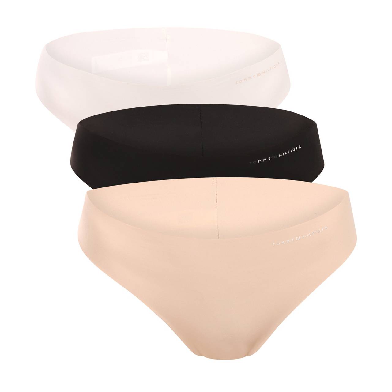 3PACK dámske nohavičky brazilky Tommy Hilfiger bezšvové viacfarebné (UW0UW06341 0RS) L.
Dopraj si pocit absolútnej ľahkosti a sebavedomia s dámskymi brazílskymi nohavičkami Tommy Hilfiger v bezšvovom prevedení.
Ľahký a pružný materiál na každodenné nosenie
Nohavičky Tommy Hilfiger sú vyrobené z kvalitného umelého vlákna.
Minimalistický dizajn a strih, ktorý lichotí postave
Jednoduché, čisté prevedenie v jemných odtieňoch pôsobí veľmi elegantne a nadčasovo.
Prečo si nohavičky Tommy Hilfiger zamiluješ?

Bezšvové spracovanie: Pod oblečením sú absolútne neviditeľné.
Pružný a ľahký materiál: Perfektne sa prispôsobí tvojmu telu.
Lichotivý brazílsky strih: Zdôrazní krivky a zabezpečí pohodlie bez zarezávania.

Tommy Hilfiger je značka pre všetky moderné ženy
Spodná bielizeň Tommy Hilfiger predstavuje dokonalú harmóniu medzi klasickým a moderným vzhľadom.
Ako sa starať o nohavičky Tommy Hilfiger
Aby si nohavičky čo najdlhšie zachovali svoj tvar, pružnosť a jemnosť, odporúčame dodržiavať nasledujúce pokyny na údržbu.

Pranie: Per nohavičky pri maximálnej teplote 30 °C.
Sušenie: Nohavičky nie sú vhodné do sušičky.
Žehlenie: Nohavičky nežehli.

Tip: Vaša obľúbená spodná bielizeň si zaslúži šetrné zaobchádzanie.