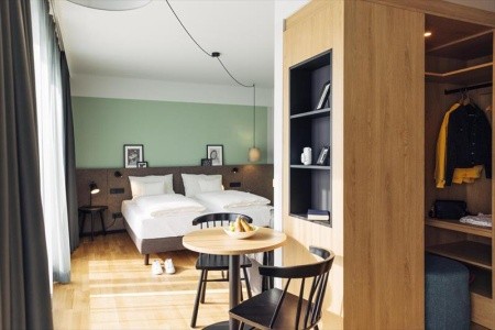 Rakúsko Tirolsko Harry's Home Lienz 5 dňový pobyt Raňajky Vlastná December 2026 (16/12/26-20/12/26)