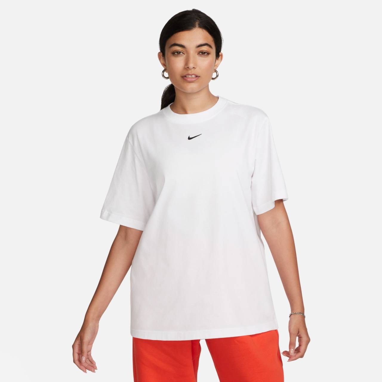 Nike Sportswear Essential M.