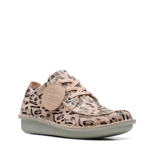 Poltopánky Clarks - Funny Dream 26170409 Black/Sand Print.