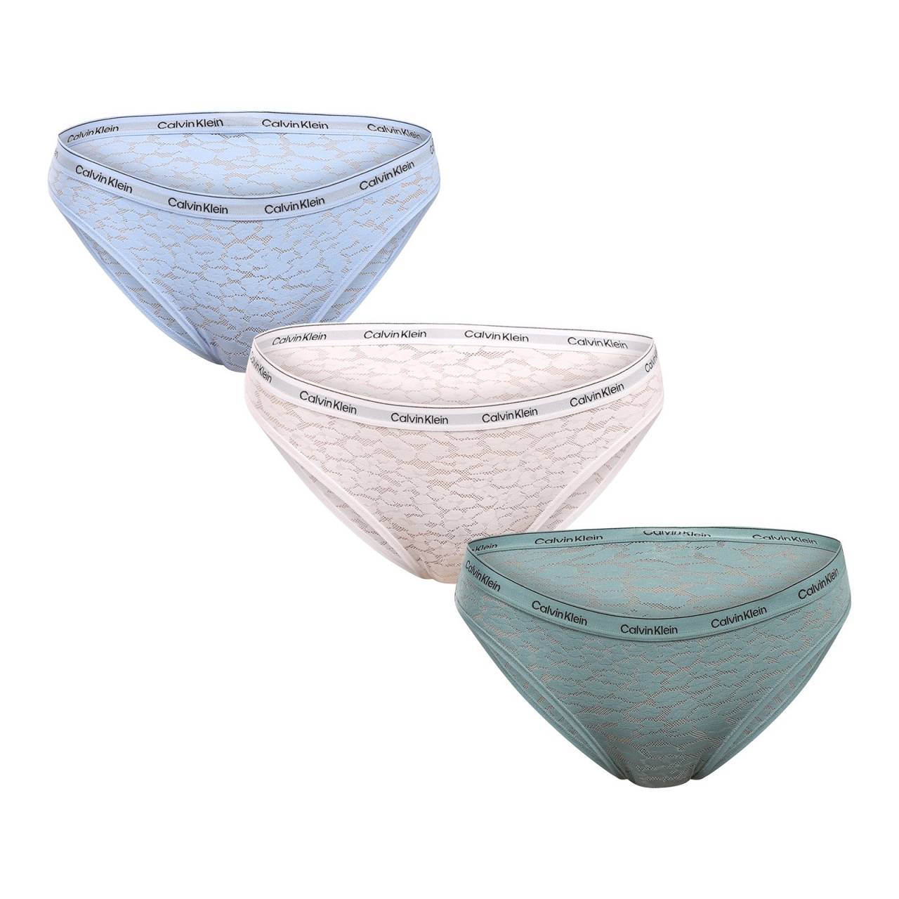 3PACK dámske nohavičky Calvin Klein viacfarebné (QD5069E-324) S.
Podčiarknite svoju osobnosť kvalitnou spodnou bielizňou a doprajte si pohodlie s dámskymi nohavičkami Calvin Klein, ktoré spájajú ikonický dizajn a praktický strih.
Ľahké, priedušné a dokonale pružné
Materiál s vysokým obsahom nylonu je ľahký, jemný na dotyk a dokonale odvádza vlhkosť.
Športová elegancia s dávkou ženskosti
Nohavičky majú klasický nižší strih s vykrojenými bokmi, ktoré opticky predlžujú nohy.
Prečo si nohavičky Calvin Klein zamilujete

Pohodlný materiál, ktorý s vami „dýcha“ a pekne sa prispôsobí vášmu telu.
Atraktívny dizajn a štýlová tkaná guma s logom.
Prémiová kvalita od značky Calvin Klein, ktorá vás nesklame.

Spodnú bielizeň Calvin Klein milujú ľudia na celom svete
Výnimočná spodná bielizeň Calvin Klein patrí k stáliciam módneho priemyslu.
Ako sa starať o spodnú bielizeň Calvin Klein
Aby vaše obľúbené nohavičky zostali dlho v skvelom stave, odporúčame dodržiavať tieto tipy na údržbu.

Pranie: Per na 30 ° C, ideálne ručne alebo v ochrannom vrecku.
Sušenie: Nohavičky môžeš sušiť v sušičke, ale na najnižšiu teplotu.
Žehlenie: Nežehliť – vďaka hladkému povrchu nie je žehlenie nutné a mohlo by poškodiť elastické vlákna.

Tip: Vaša obľúbená spodná bielizeň si zaslúži šetrné zaobchádzanie.