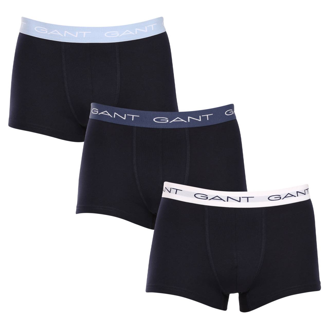 3PACKHerren Klassische Boxershorts Gant blau (902343003-433) XXL.
Setzen Sie auf Komfort und einen zeitlosen Look mit den Herren-Boxershorts von GANT in einer zeitlosen Farbkombination.
Hochwertiges Material für täglichen Komfort
Die Boxershorts sind aus einer hochwertigen Baumwoll-Elastan-Mischung gefertigt.
Modernes Design für die Arbeit und das Date am Abend
Das schlichte Design wird durch einen Bund mit dem GANT-Logo ergänzt, der weich ist und nicht drückt.
Warum Sie unbedingt GANT Boxershorts ausprobieren sollten

Hochwertiges Material und bequeme Passform: Weiche Baumwolle mit Elastan sorgt für Komfort und eine gute Passform.
Elegantes, minimalistisches Design: Das klassische Farbschema und der Logogummi wirken elegant und modern.
Vielseitig einsetzbar: Ideal für Alltag, Arbeit, Sport und Freizeit.

GANT Unterwäsche für stilvolle Männer
Seit 1949 ist die Marke GANT ein Synonym für präzise Verarbeitung und hochwertige Materialien.
Pflegehinweise für GANT Herren-Boxershorts
Damit Ihre Wäsche lange in gutem Zustand bleibt, empfehlen wir die folgenden Tipps.

Waschen: Der Stift hat eine Höchsttemperatur von 40 °C.
Trocknen: Sie können Ihre Boxershorts im Wäschetrockner trocknen - wir empfehlen, das Schonprogramm auf eine niedrigere Temperatur einzustellen.
Bügeln: Falls erforderlich, können Sie sie bei niedriger Temperatur bügeln, am besten von innen nach außen.

Tip: Es kann schwierig sein, die richtige Unterwäsche zu finden, die perfekt sitzt.