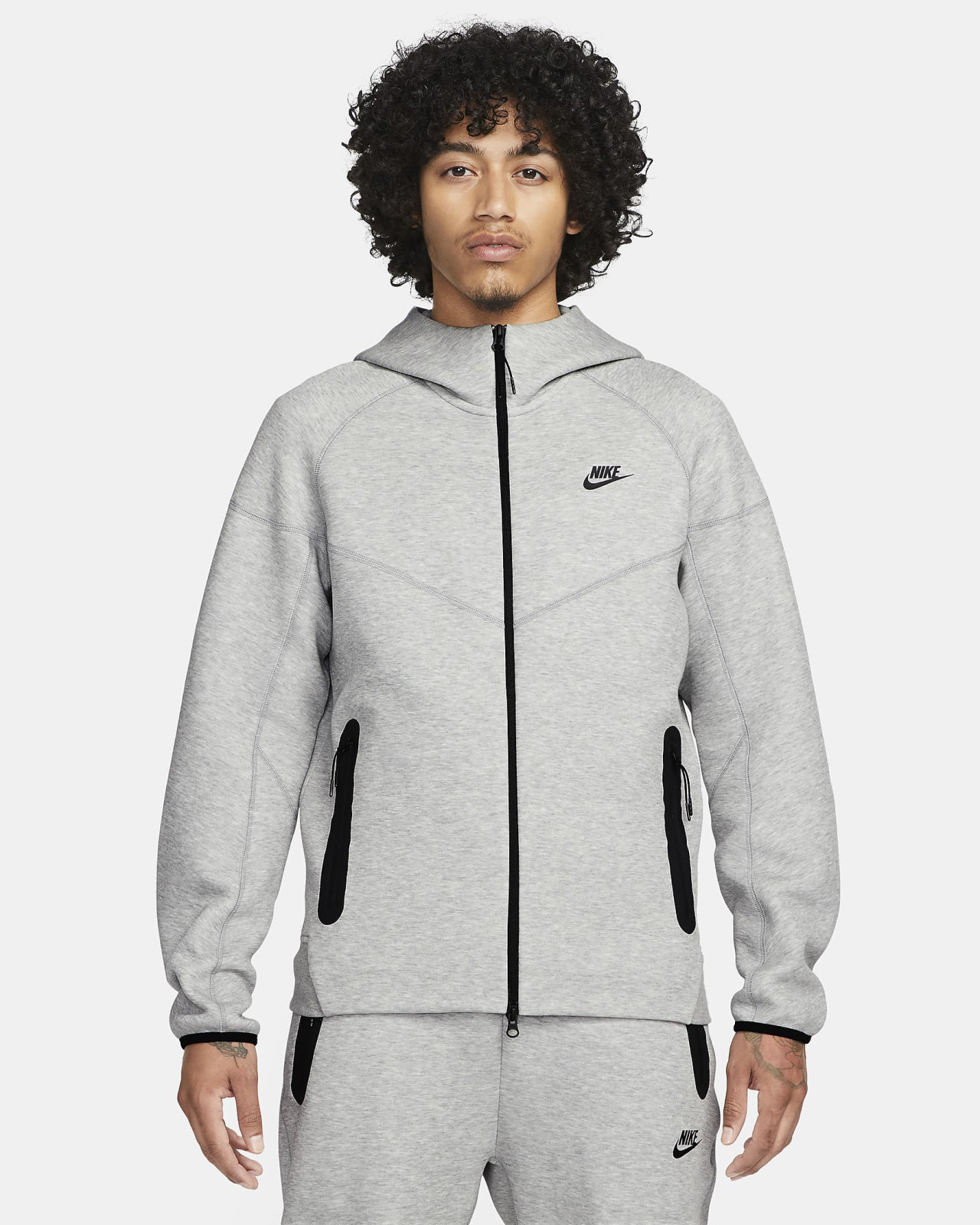 Nike Sportswear Tech Fleece Hoodie 2XL.