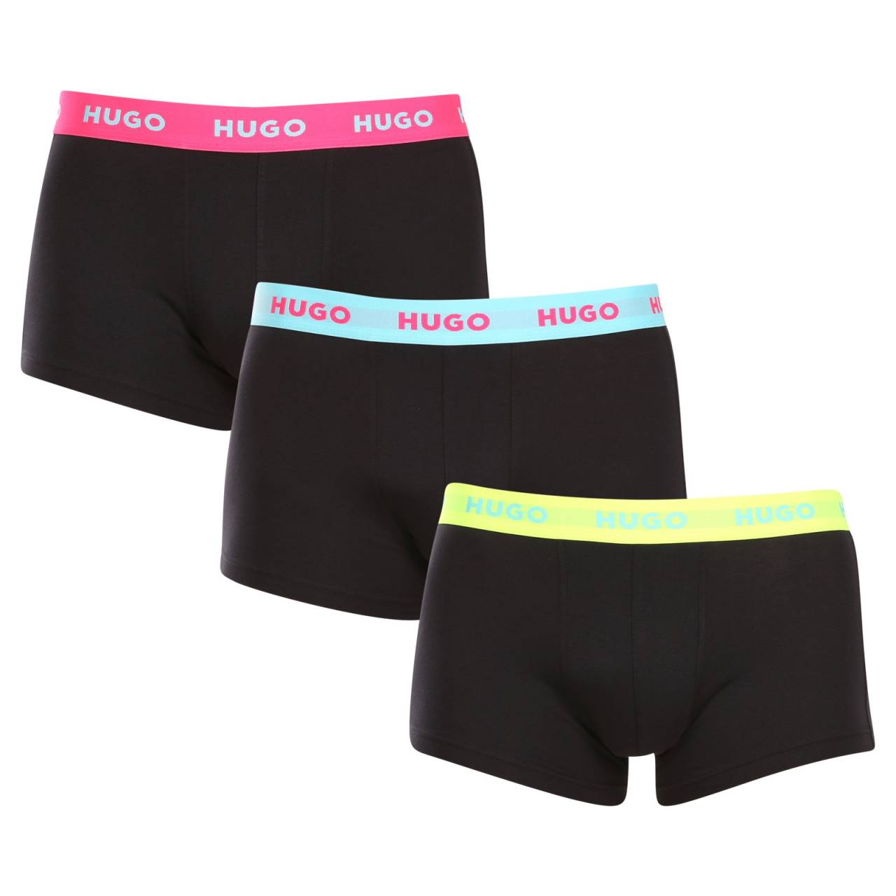 3PACK Moške boksarice HUGO večbarvne (50469766 730) M.
Stavite na brezčasno eleganco in vrhunsko udobje z moškimi boksericami HUGO.
Material, ki se vam popolnoma prilagodi
Kombinacija visokokakovostnega bombaža s pridihom elastana zagotavlja optimalno kombinacijo udobja in prilagodljivosti.
Stil, ki govori sam zase
Trezna barvna shema je primerna za vse moške, ki ne marajo ekscentričnosti.
Zakaj vam bodo všeč bokserice HUGO

Vrhunski material v kombinaciji bombaža in elastana.
Elegantna zasnova v klasičnih barvah.
Krajše noge za večje udobje.

Spodnje perilo Hugo za ljubitelje udobja in razkošja
Blagovna znamka spodnjega perila Hugo spada v družino oblačil Hugo Boss in se odlikuje po kakovostnih materialih in natančni izdelavi.
Kako skrbeti za bokserje HUGO
Če želite, da bodo vaše najljubše bokserice dolgo zdržale, vam priporočamo, da upoštevate naslednje nasvete.

Pralnica: Pero ima temperaturo 40 °C.
Sušenje: Bokserje lahko sušite v sušilnem stroju na nežnem programu.
Likanje: Če je treba, jih likate na notranji strani pri nižji temperaturi.

Nasvet: Postanite strokovnjak za vzdrževanje spodnjega perila z z nasveti v našem članku in svojim najljubšim kosom zagotovite nego, ki si jo zaslužijo.