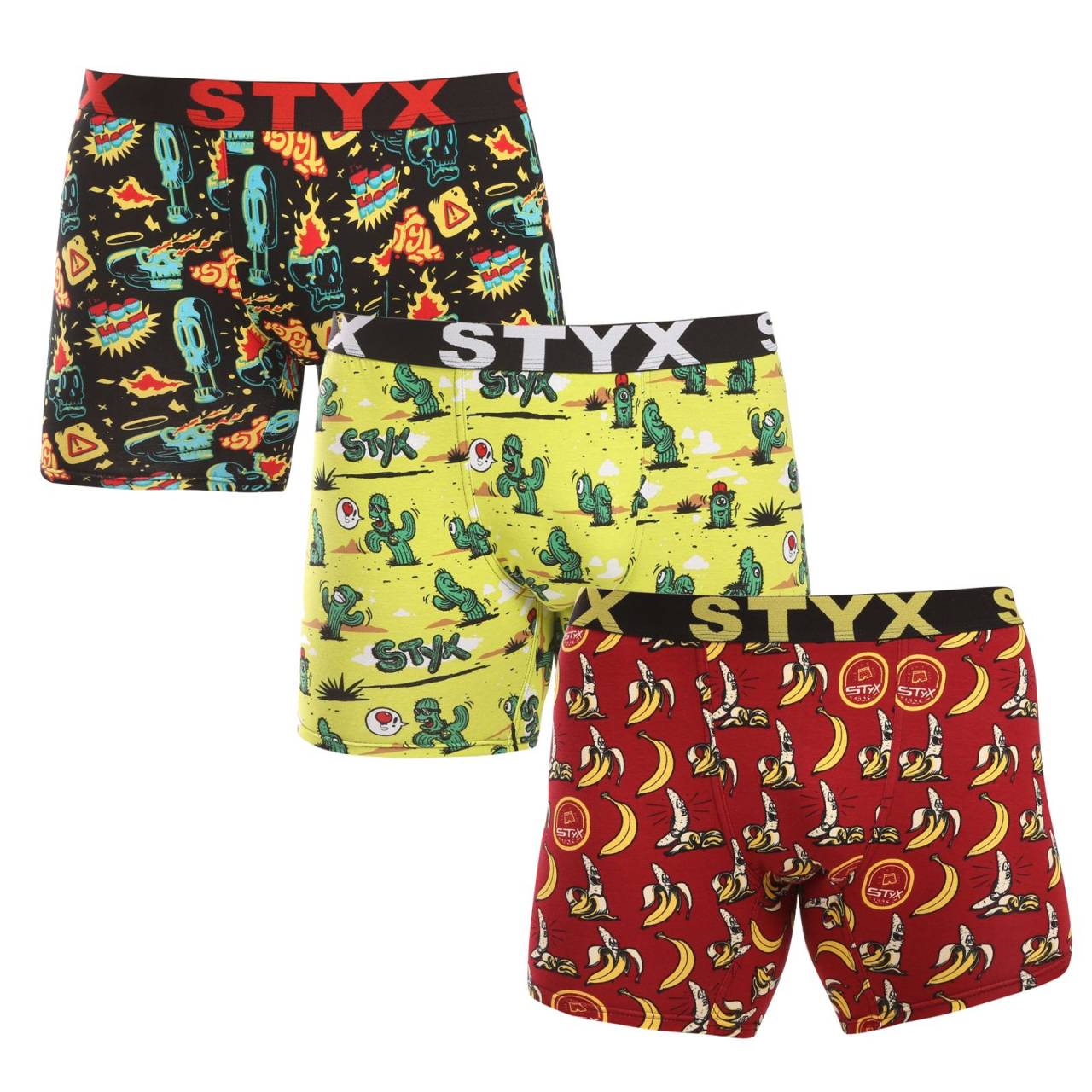 3PACK herenboxershort Styx lang kunst sport elastisch meerkleurig (3UN13198) XXL.
Geniet de hele dag van comfort met de Styx herenboxerslip in een klassieke kleur.
Kwaliteitsmateriaal voor maximaal comfort
De boxershorts zijn gemaakt van een eersteklas mix van katoen en synthetische vezels.
Praktisch ontwerp en Tsjechische precisie
Styx boxerslips hebben kortere pijpjes die nergens afrollen en je maximale bewegingsvrijheid geven.
Waarom kiezen voor Styx boxerslips

Tsjechische kwaliteit: Ontworpen en vervaardigd in Tsjechië, wat garant staat voor vakmanschap van topkwaliteit.
Eersteklas materialen: Combinatie van katoen, modal en elastaan voor maximaal comfort.
Universeel ontwerp: Kortere pijpen en stijlvol sportief elastiek voor elke gelegenheid.

Styx ondergoed is een van de populairste
Het Tsjechische merk Styx staat bij klanten vooral bekend om zijn shorts met nieuwe patronen in opvallende kleuren.
Hoe verzorg ik mijn Styx boxers goed?

Wasgoed: Wassen op 30°C met een mild wasmiddel om het materiaal zacht en comfortabel te houden.
Drogen: Het is niet aan te raden om boxers in de droger te drogen, laat ze vrij aan de lucht drogen om hun vorm te behouden.
Strijken: Strijk indien nodig op een lage temperatuur om de zachtheid van het materiaal te behouden.

Tip: Word een expert in lingerieonderhoud met het advies in ons artikel en geef je favoriete lingerie de zorg die ze verdient.