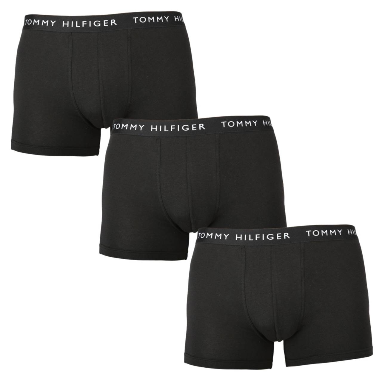 3PACK pánske boxerky Tommy Hilfiger čierne (UM0UM02203 0VI) M, trenky.
Doprajte si nadčasový štýl a špičkový komfort s pánskymi boxerkami od značky Tommy Hilfiger.
Prémiový materiál pre maximálne pohodlie
Boxerky Tommy Hilfiger sú vyrobené z jemnej, na dotyk veľmi príjemnej bavlny s prímesou elastanu, ktorý im dodáva pružnosť a dlhú životnosť.
Ikonyický štýl a precízny strih
Boxerky majú dlhšie nohavičky, ktoré sa nevyhrávajú a poskytujú dostatočné zakrytie a komfort.
Prečo by vám boxerky Tommy Hilfiger nemali chýbať

Prémiová bavlna s elastanom: Mäkká, priedušná a pohodlná na celodenné nosenie.
Dlhšie nohavičky a vyšívaný guma: Stabilita, štýl a žiadne rolovanie.
Elegantný a nadčasový dizajn: Skvelé na každodenné aj špeciálne príležitosti.

Spodná bielizeň Tommy Hilfiger je zárukou najvyššej kvality
Značka Tommy Hilfiger sa stala ikonou amerického obliekania pred takmer 40 rokmi a jej farebnosť v odtieňoch modrej, červenej a bielej je rozpoznateľná na prvý pohľad.
Ako sa starať o boxerky Tommy Hilfiger

Pranie: Per na 30 °C.
Sušenie: Boxerky možno sušiť v sušičke pri nízkej teplote.
Žehlenie: V prípade potreby je možné ich žehliť na nižšiu teplotu.

Tip: Nájdenie ideálneho kúsku spodnej bielizne môže byť niekedy náročné.