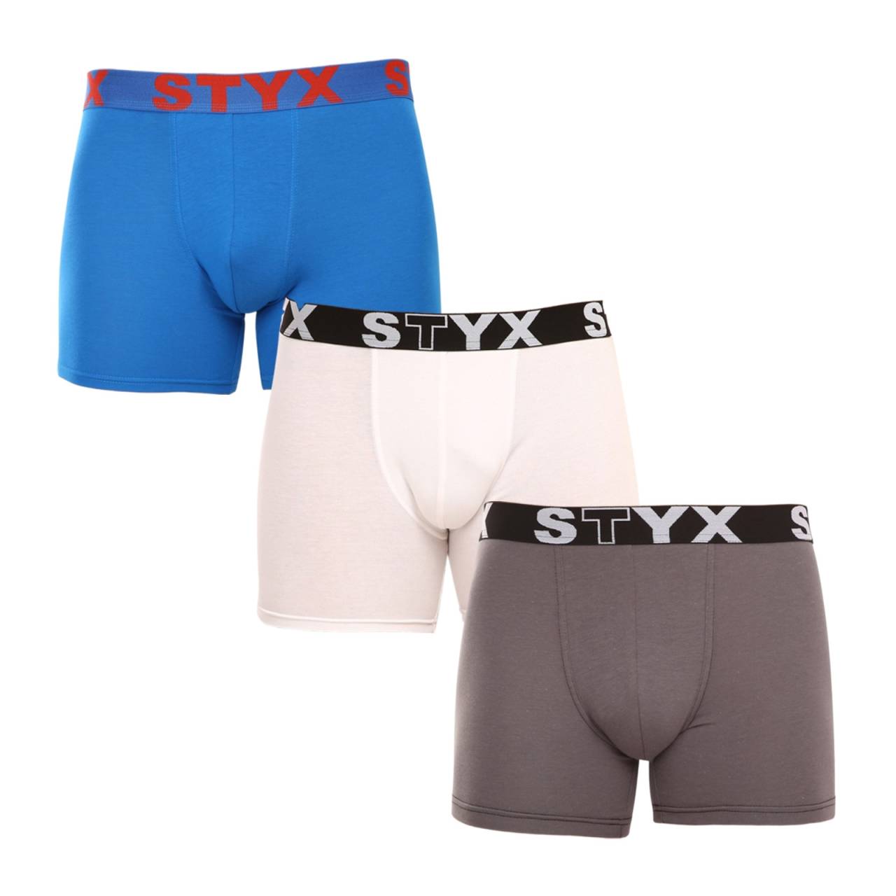 3PACK pánske boxerky Styx long športová guma viacfarebné (3U10137) M, trenky.
Doprajte si pohodlie, ktoré vydrží celý deň, s pánskymi boxerkami Styx.
Kvalitný materiál pre maximálne pohodlie
Boxerky sú vyrobené z prvotriednej zmesi bavlny a umelých vlákien.
Praktický dizajn a česká precíznosť
Boxerky Styx majú predĺžené nohavičky, ktoré poskytujú dodatočnú oporu a zabraňujú odieraniu stehien, čo oceníte pri športe a dlhom sedení v kancelárii alebo v aute.
Prečo si vybrať boxerky Styx

Česká kvalita: Navrhnuté a vyrobené v Českej republike, čo zaručuje najvyššiu kvalitu spracovania.
Prémiové materiály: Kombinácia bavlny, modalu a elastanu pre maximálne pohodlie.
Univerzálny dizajn: Predĺžené nohavice a štýlové športové elastické nohavice na každú príležitosť.

Spodná bielizeň Styx je jednou z najobľúbenejších
Česká značka Styx je medzi zákazníkmi známa najmä vďaka svojej spodnej bielizni s neotrelými vzormi vo výrazných farbách.
Ako sa mám starať o svoje boxerky Styx?

Pranie: Per je na 30 °C s jemným pracím prostriedkom, aby materiál zostal hebký a príjemný.
Sušenie: Sušička sa neodporúča, boxerky sušte voľne na vzduchu, aby si zachovali svoj tvar.
Žehlenie: V prípade potreby žehlite pri nízkej teplote, aby si materiál zachoval svoju mäkkosť.

Tip: Staňte sa expertom na údržbu spodnej bielizne vďaka tipom v našom článku a doprajte svojim obľúbeným kúskom starostlivosť, ktorú si zaslúžia.