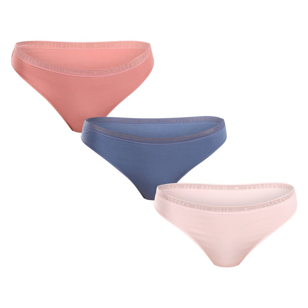 3PACK dámske tangá Tommy Hilfiger viacfarebná (UW0UW04890 0VV) M.
Hľadáte tangá, ktoré dokonale padnú väčším veľkostiam a ponúkajú štýl aj pohodlie?
Mäkká bavlna, ktorá sa prispôsobí vašim potrebám
Tanga sú vyrobené z kvalitnej bavlny s prímesou elastanu.
Nadčasový štýl, ktorý si zamilujete
Klasické farby v kombinácii s jemnou tkanou gumou, na ktorej je logo Tommy Hilfiger, dodávajú tangám športový nádych a zároveň pôsobia elegantne a žensky.
Prečo si zamilujete tangá Tommy Hilfiger

Pohodlný strih, ktorý sa prispôsobí väčším veľkostiam.
Kvalitný a priedušný bavlnený materiál.
Štýlový a zároveň praktický dizajn s elastickou gumou s ikonickým logom.

Tommy Hilfiger je značka pre všetky moderné ženy
Spodná bielizeň Tommy Hilfiger predstavuje dokonalú harmóniu medzi klasickým a moderným vzhľadom.
Ako sa starať o tangá Tommy Hilfiger
Aby vaše obľúbené tangá vydržali ako nové, odporúčame dodržiavať tieto pokyny.

Pranie: Per na 30 °C.


Sušenie: Môžeš sušiť v sušičke – zvoľ program s nízkou teplotou, ktorý chráni vlákna a elasticitu.
Žehlenie: Nežehliť – materiál je hladký a ľahko sa udržuje bez potreby žehlenia.

Tip: Staňte sa expertom na údržbu spodnej bielizne vďaka radám v našom článku a doprajte svojim obľúbeným kúskom starostlivosť, ktorú si zaslúžia.