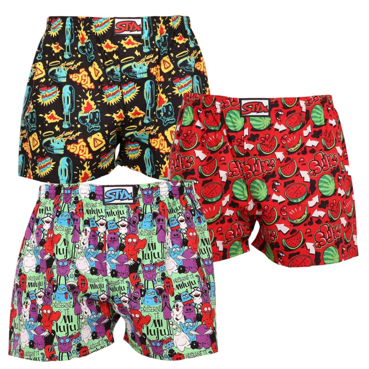 3PACK pánske trenky Styx art klasická guma viacfarebné (3A14895) S, trenírky.
Doprajte si štýl a pohodlie s pánskymi šortkami Styx v pestrých farbách a originálnom dizajne.
Mäkký materiál pre celodenné pohodlie
Šortky Styx sú vyrobené zo 100 % bavlny, ktorá ponúka mäkkosť a priedušnosť aj pri celodennom nosení.
Originálny dizajn a pohodlné nosenie
Šortky Styx vnesú do vášho šatníka hravosť a jedinečný štýl vďaka odvážnym farbám a originálnym potlačiam.
Prečo si zaobstarať šortky Styx?

Vyrobené v Českej republike s dôrazom na kvalitu a precíznosť.


Materiál zo 100 % bavlny pre mäkkosť a pohodlie.


Originálne a zábavné vzory, ktoré vás odlíšia.

Kvalita z Českej republiky, to je spodná bielizeň Styx
Spodná bielizeň Styx sa kompletne vyrába v Českej republike.
Ako sa starať o šortky Styx
Ak chcete zachovať kvalitu a pohodlie svojich šortiek, postupujte podľa týchto pokynov:

Pranie: Perte pri maximálnej teplote 30 °C, aby ste zachovali intenzívne farby a mäkkosť bavlny.


Sušenie: Neodporúčame sušenie v bubnovej sušičke, radšej ich nechajte voľne uschnúť na vzduchu.


Žehlenie: Šortky môžete žehliť pri nízkej teplote, aby mali hladký vzhľad.

Tip: Staňte sa expertom na údržbu spodnej bielizne vďaka tipom v našom článku a doprajte svojim obľúbeným kúskom starostlivosť, akú si zaslúžia.