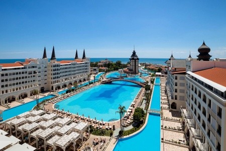 Turecko Antalya Titanic Mardan Palace 10 dňový pobyt Ultra All inclusive Letecky Letisko: Praha September 2026 (30/09/26- 9/10/26)