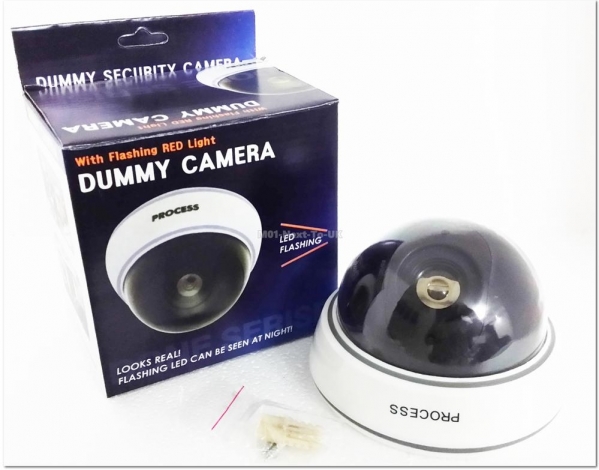 Výpredaj - Realistická falošná kamera s červenou blikajúcou LED