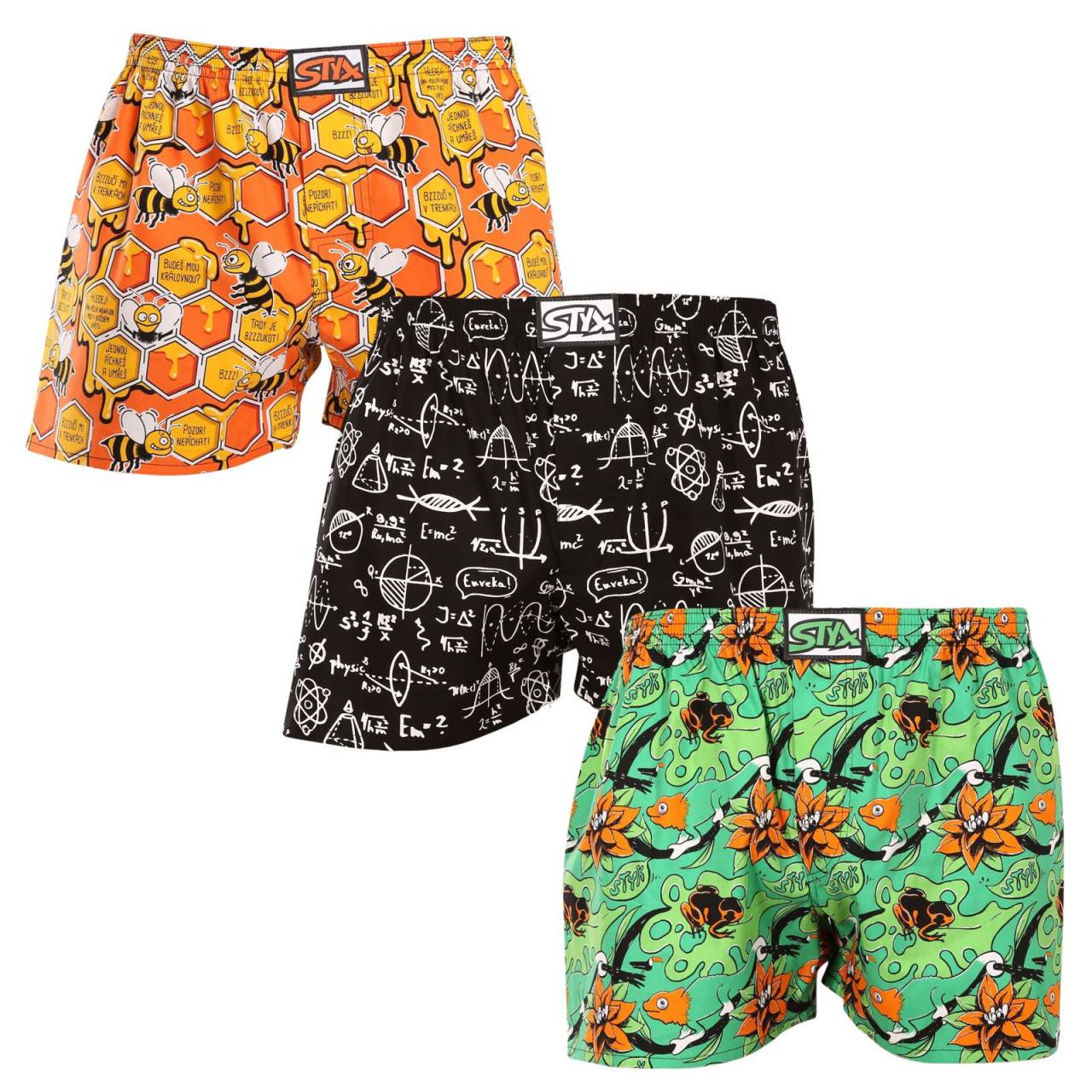 3PACK pánske trenky Styx art klasická guma viacfarebné (3A15724) L, trenírky.
Doprajte si štýl a pohodlie s pánskymi šortkami Styx v pestrých farbách a originálnom dizajne.
Mäkký materiál pre celodenné pohodlie
Šortky Styx sú vyrobené zo 100 % bavlny, ktorá ponúka mäkkosť a priedušnosť aj pri celodennom nosení.
Originálny dizajn a pohodlné nosenie
Šortky Styx vnesú do vášho šatníka hravosť a jedinečný štýl vďaka odvážnym farbám a originálnym potlačiam.
Prečo si zaobstarať šortky Styx?

Vyrobené v Českej republike s dôrazom na kvalitu a precíznosť.


Materiál zo 100 % bavlny pre mäkkosť a pohodlie.


Originálne a zábavné vzory, ktoré vás odlíšia.

Kvalita z Českej republiky, to je spodná bielizeň Styx
Spodná bielizeň Styx sa kompletne vyrába v Českej republike.
Ako sa starať o šortky Styx
Ak chcete zachovať kvalitu a pohodlie svojich šortiek, postupujte podľa týchto pokynov:

Pranie: Perte pri maximálnej teplote 30 °C, aby ste zachovali intenzívne farby a mäkkosť bavlny.


Sušenie: Neodporúčame sušenie v bubnovej sušičke, radšej ich nechajte voľne uschnúť na vzduchu.


Žehlenie: Šortky môžete žehliť pri nízkej teplote, aby mali hladký vzhľad.

Tip: Staňte sa expertom na údržbu spodnej bielizne vďaka tipom v našom článku a doprajte svojim obľúbeným kúskom starostlivosť, akú si zaslúžia.