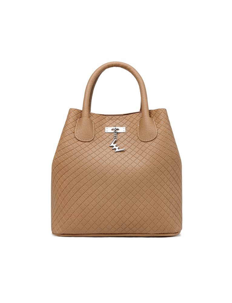 VUCH Gabi Diamond Beige.

Elegantna igra s utiskivanjem na površini torbice
Izvlačiva unutarnja torbica s patentnim zatvaračem
Dva remena preko ramena
Dva patentna zatvarača za torbicu
 Shape of Diamond
Budite moderni i jedinstveni uz Shape of Diamond!
Trenutno gledate dragulje i dijamante iz našeg portfelja.