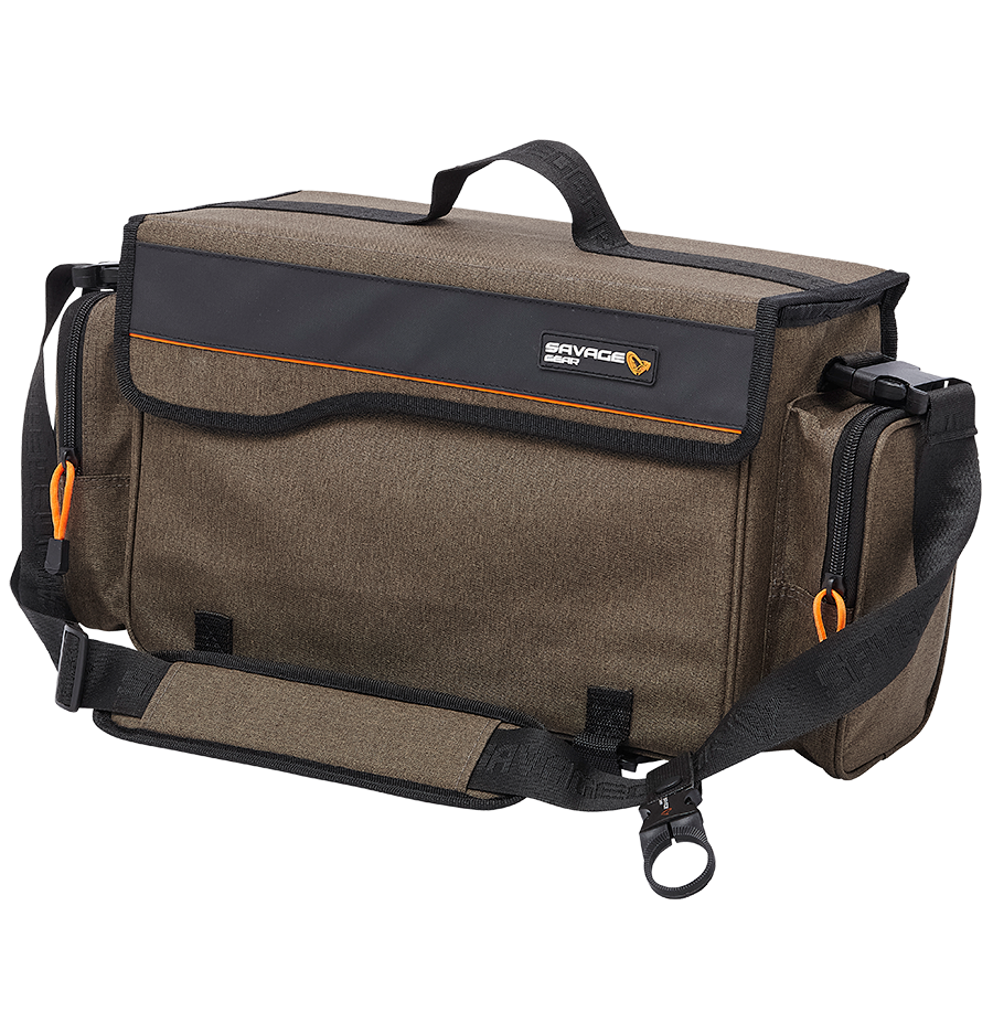 Savage gear taška specialist shoulder lure bag 2 boxes 16 l.
 • Veľkosť: 16cm x 40cm x 22cm (objem 16 litrov) • Robustné zipsy • Ergonomický ramenný popruh • Klip na podberák alebo fľašu • Držiak na kliešte • 6B a hlboký 6B boxy z priehľadného dymového PP materiálu s UV ochranou