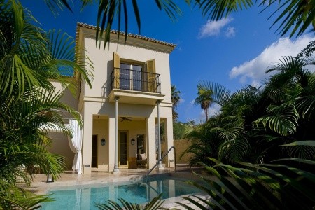 Kanárske ostrovy Tenerife Bahía Del Duque Las Villas 4 dňový pobyt Raňajky Letecky Letisko: Budapešť May 2026 (24/05/26-27/05/26)