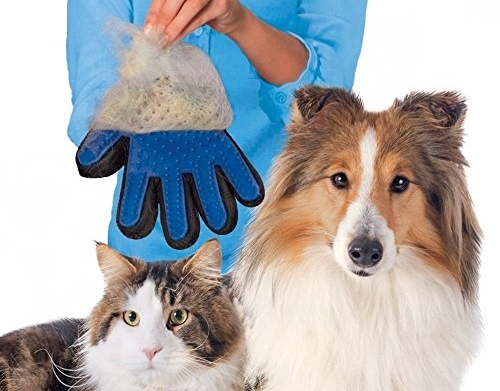 Výpredaj - Gumová vyčesávacia (masážna) rukavica pre zvieratá