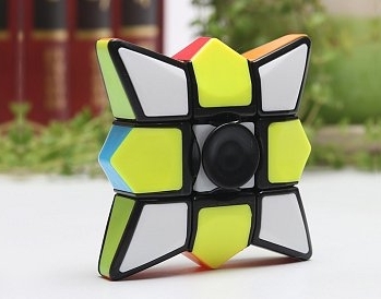 Fidget Spinner - Rubikova kocka