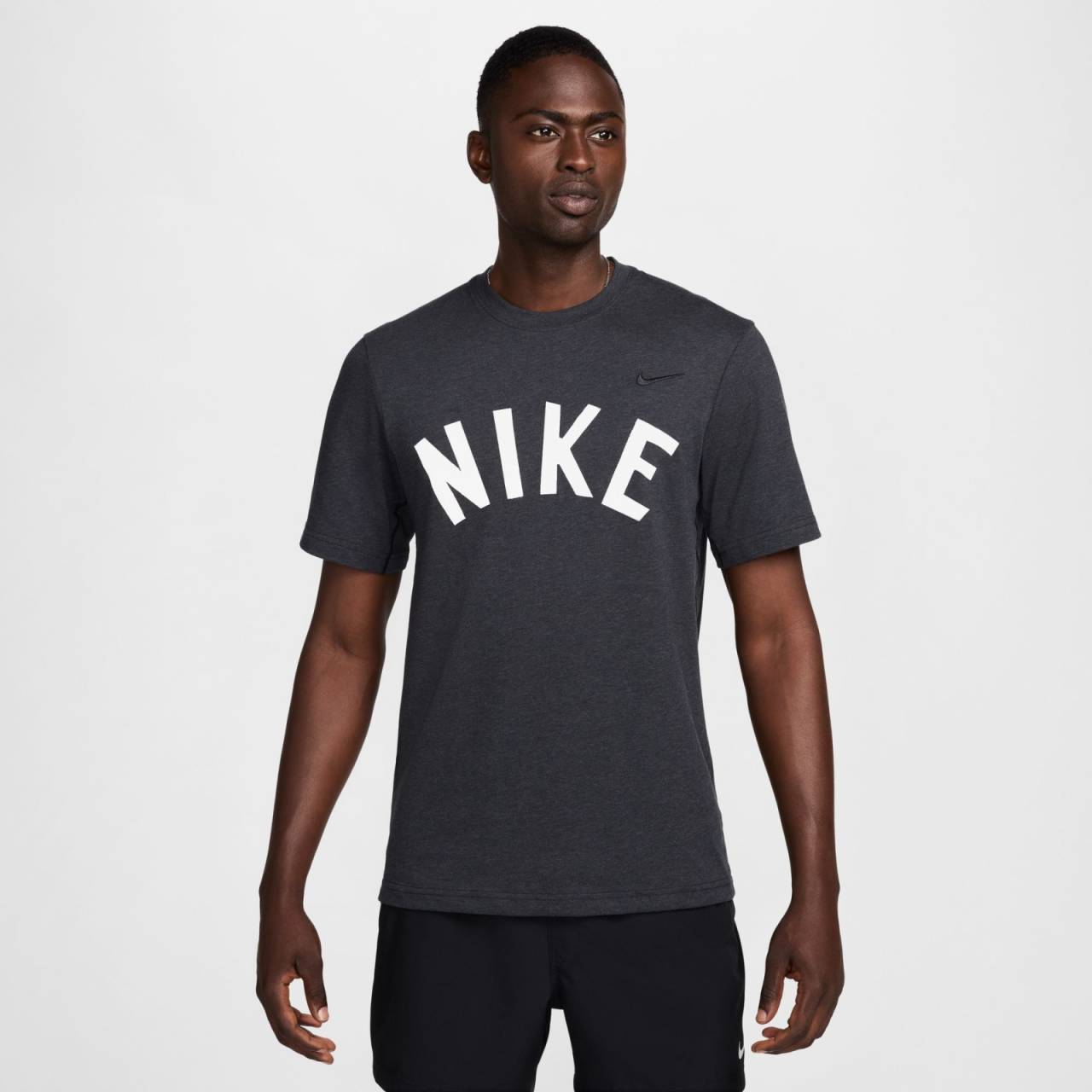 Nike Primary Swoosh M.