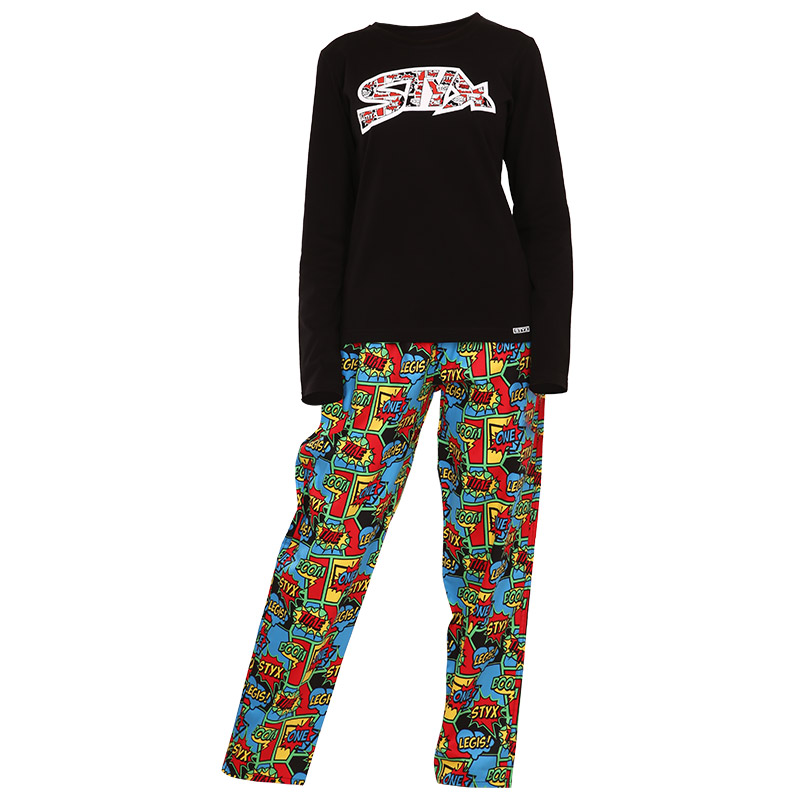 Γυναικείες πιτζάμες Styx boom (PDD955) XL.
Θέλετε να συνδυάσετε την άνεση, το στυλ και την ποιότητα της τσεχικής παραγωγής; Τότε οι γυναικείες πιτζάμες Styx είναι η τέλεια επιλογή για εσάς!
Υλικά υψηλής ποιότητας για μέγιστη άνεση
Οι γυναικείες πιτζάμες Styx είναι κατασκευασμένες από υλικά υψηλής ποιότητας για να εξασφαλίζουν μέγιστη άνεση καθ' όλη τη διάρκεια της νύχτας.
Άνετη εφαρμογή και κομψή σχεδίαση για ξεκούραστο ύπνο
Το κόψιμο των γυναικείων πιτζάμες Styx θα σας προσφέρει μέγιστη άνεση κατά τη διάρκεια της ανάπαυσης και του ύπνου.
Γιατί να επιλέξετε τις γυναικείες πιτζάμες Styx;

Άριστος συνδυασμός υλικών: Βαμβακερό σατέν για το παντελόνι, μαλακό βαμβάκι για το πουκάμισο.
Άνετη εφαρμογή: Ελευθερία κινήσεων και μέγιστη άνεση κατά τον ύπνο.
Κατασκευάζεται στην Τσεχική Δημοκρατία: Υποστήριξη της τοπικής παραγωγής και εγγύηση ποιότητας.

Ποιότητα από την Τσεχική Δημοκρατία, αυτό είναι το εσώρουχο Styx
Τα εσώρουχα Styx κατασκευάζονται εξ ολοκλήρου στην Τσεχική Δημοκρατία.
Πώς να φροντίσετε τις πιτζάμες Styx;
Για να διατηρήσετε τις πιτζάμες σας όμορφες και άνετες για μεγάλο χρονικό διάστημα, ακολουθήστε τις παρακάτω οδηγίες:

Πλυντήριο ρούχων: Πλύνετε στους 30 °C με ήπιο απορρυπαντικό.
Στέγνωμα: Μην χρησιμοποιείτε το στεγνωτήριο, στεγνώστε στον αέρα.
Σιδέρωμα: Μπορεί να σιδερωθεί σε χαμηλή θερμοκρασία (συνιστάται από μέσα προς τα έξω).

Συμβουλή: Γίνετε ειδικός στη συντήρηση εσωρούχων με τις συμβουλές του άρθρου μας και δώστε στα αγαπημένα σας κομμάτια τη φροντίδα που τους αξίζει.