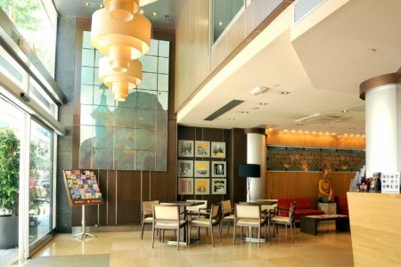 Španielsko Barcelona Evenia Rocafort 13 dňový pobyt Raňajky Letecky Letisko: Praha September 2025 (21/09/25- 3/10/25)