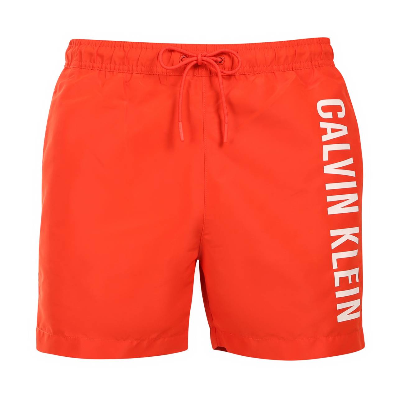 Pánske plavky Calvin Klein červené (KM0KM01092-XM8) XL.
Chcete vyzerať štýlovo a zároveň si užívať maximálne pohodlie?
Ľahký a funkčný materiál vám zaručí pohodlie
Plavky sú vyrobené z ľahkého polyesteru, ktorý rýchlo schne a je veľmi odolný.
Pohodlný strih na každú príležitosť
Plavky Calvin Klein majú kratšie nohavičky, takže vás neobmedzujú a nechajú vyniknúť vaše nohy.
Prečo by vám plavky Calvin Klein nemali chýbať v šatníku

Prémiový dizajn: Luxusný vzhľad s ikonickým logom Calvin Klein.
Rýchloschnúci materiál.
Perfektný strih: Krátke nohavičky a elastický pás so šnúrkou na stiahnutie sa vám prispôsobia a zabezpečia maximálnu voľnosť pohybu.

Spodnú bielizeň Calvin Klein milujú ľudia na celom svete
Pánska spodná bielizeň Calvin Klein patrí k stáliciam módneho priemyslu.
Ako sa starať o svoje plavky?
Aby vám plavky vydržali ako nové, je dôležité venovať im správnu starostlivosť:

Pranie: Odporúča sa pri 30 °C s jemným pracím prostriedkom.
Sušenie: Nie je vhodné sušiť v bubnovej sušičke - najlepšie je nechať ich uschnúť na vzduchu.
Žehlenie: Nežehlite, materiál sa prirodzene vyrovná.

Tip: Výber plaviek, ktoré vám dokonale padnú a zvýraznia váš štýl, môže byť behom na dlhé trate.