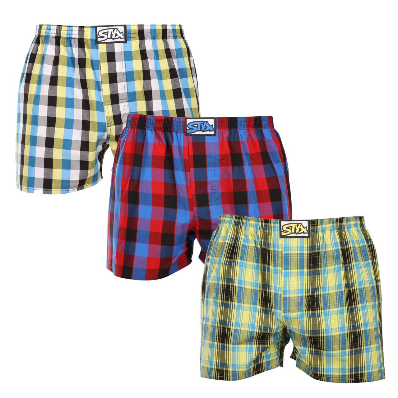 3PACK pánske trenky Styx klasická guma viacfarebné (3A102127) M, trenírky.
Doprajte si štýl a pohodlie s pánskymi šortkami Styx v pestrých farbách a originálnom dizajne.
Mäkký materiál pre celodenné pohodlie
Šortky Styx sú vyrobené zo 100 % bavlny, ktorá ponúka mäkkosť a priedušnosť aj pri celodennom nosení.
Originálny dizajn a pohodlné nosenie
Šortky Styx vnesú do vášho šatníka hravosť a jedinečný štýl vďaka odvážnym farbám a originálnym potlačiam.
Prečo si zaobstarať šortky Styx?

Vyrobené v Českej republike s dôrazom na kvalitu a precíznosť.


Materiál zo 100 % bavlny pre mäkkosť a pohodlie.


Originálne a zábavné vzory, ktoré vás odlíšia.

Kvalita z Českej republiky, to je spodná bielizeň Styx
Spodná bielizeň Styx sa kompletne vyrába v Českej republike.
Ako sa starať o šortky Styx
Ak chcete zachovať kvalitu a pohodlie svojich šortiek, postupujte podľa týchto pokynov:

Pranie: Perte pri maximálnej teplote 30 °C, aby ste zachovali intenzívne farby a mäkkosť bavlny.


Sušenie: Neodporúčame sušenie v bubnovej sušičke, radšej ich nechajte voľne uschnúť na vzduchu.


Žehlenie: Šortky môžete žehliť pri nízkej teplote, aby mali hladký vzhľad.

Tip: Staňte sa expertom na údržbu spodnej bielizne vďaka tipom v našom článku a doprajte svojim obľúbeným kúskom starostlivosť, akú si zaslúžia.