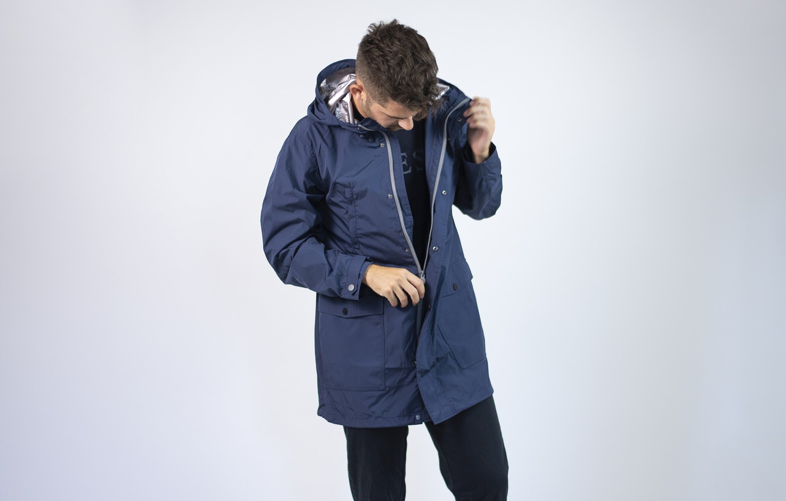 Guess august hooded parka xl.