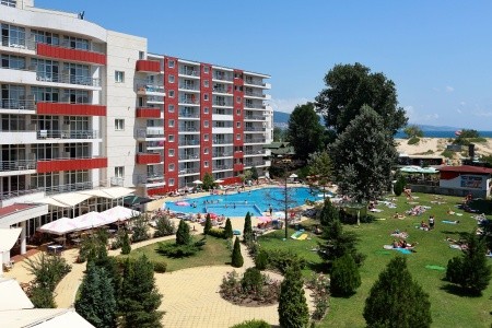 Bulharsko Slnečné Pobrežie Fenix 6 dňový pobyt All Inclusive Letecky Letisko: Praha July 2026 (30/07/26- 4/08/26)