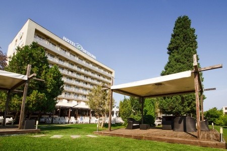 Bulharsko Zlaté Piesky Detelina 14 dňový pobyt Raňajky Letecky Letisko: Praha July 2026 ( 7/07/26-20/07/26)