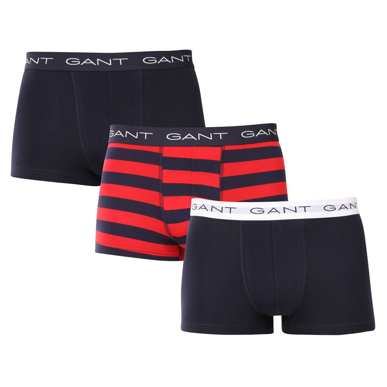 3PACK pánske boxerky Gant viacfarebné (902513043-433) XL, trenky.
Stavte na pohodlie a nadčasový vzhľad s pánskymi boxerkami GANT v nadčasovej farebnej kombinácii.
Prvotriedny materiál pre každodenné pohodlie
Boxerky sú vyrobené z kvalitnej zmesi bavlny a elastanu.
Moderný dizajn do práce aj na večerné rande
Jednoduchý dizajn dopĺňa vytkávaná guma v páse s logom GANT, ktorý je mäkký a netlačí.
Prečo by ste určite mali vyskúšať boxerky GANT

Kvalitný materiál a pohodlný strih:Mäkká bavlna s elastanom zaručuje pohodlie a skvelý strih.
Štýlový minimalistický dizajn: Klasické farebné prevedenie a vyšívané elastické logo pôsobia elegantne a moderne.
Univerzálnosť: Ideálne na každodenné nosenie, do práce, na šport aj na voľný čas.

Spodná bielizeň GANT pre štýlových mužov
Od roku 1949 je značka GANT synonymom precízneho remeselného spracovania a kvalitných materiálov.
Ako sa starať o pánske boxerky GANT
Aby vám spodná bielizeň dlho vydržala v skvelom stave, odporúčame dodržiavať tieto tipy.

Perte: Per ich pri maximálnej teplote 40 °C.
Sušenie: Boxerky môžeš sušiť v sušičke - odporúčame nastaviť šetrný program na nižšiu teplotu.
Žehlenie: Ak je to potrebné, môžeš ich žehliť na nízku teplotu, ideálne naruby.

Tip: Nájsť ten správny kus spodnej bielizne, ktorý vám dokonale padne, môže byť náročné.