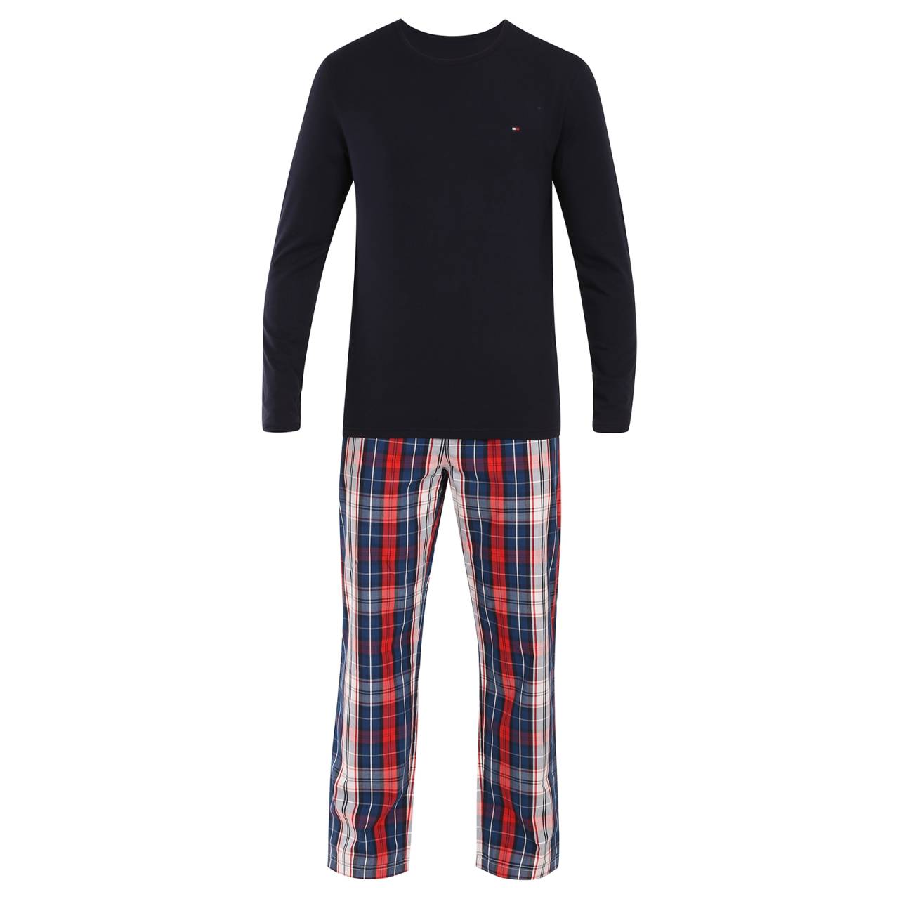 Herren Schlafanzug Tommy Hilfiger mehrfarbig (UM0UM02891 05J) M.
Genießen Sie luxuriösen Komfort während Ihrer Nachtruhe mit diesem Tommy Hilfiger Pyjama für Männer.
Hochwertige Baumwolle für natürlichen Komfort
Der Pyjama besteht aus 100% Baumwolle, die Weichheit, Atmungsaktivität und ein angenehmes Gefühl auf der Haut garantiert.
Moderner Look und bequeme Passform
Das langärmelige Oberteil im monochromen Design ist mit einem dezenten Tommy Hilfiger-Logo auf der Brust versehen.
Warum Sie Tommy Hilfiger Pyjamas lieben werden

100% Baumwolle: Weich, atmungsaktiv und sanft zur Haut.
Elegantes Design: Gedeckte Farben und ein klassisches Karomuster in einem modernen Design.
Lose Passform: Für bequemen Schlaf und Entspannung zu Hause.

Tommy Hilfiger Unterwäsche ist eine Garantie für höchste Qualität
Die Marke Tommy Hilfiger wurde vor fast 40 Jahren zu einer Ikone amerikanischer Kleidung, und ihre farbenfrohe Palette aus Blau, Rot und Weiß ist auf den ersten Blick zu erkennen.
Pflegehinweise für Tommy Hilfiger Herren-Pyjamas
Damit Ihr Lieblingspyjama lange Zeit in einwandfreiem Zustand bleibt, empfehlen wir Ihnen, die folgenden Hinweise zu beachten.

Waschen: Über dem Pyjama bei 40 °C.
Trocknen: Nicht im Trockner trocknen.
Bügeln: Bei mittlerer Temperatur gebügelt, idealerweise von innen nach außen, um die Drucke und Farben zu schützen.

Tip: Werden Sie ein Experte für die Pflege von Unterwäsche mit den Ratschlägen in unserem Artikel und geben Sie Ihren Lieblingsstücken die Pflege, die sie verdienen.