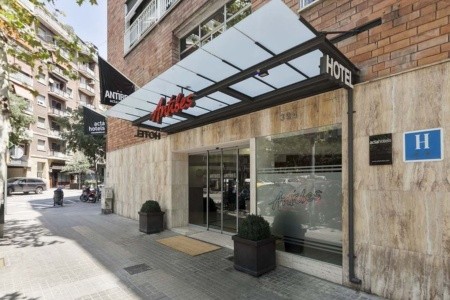 Španielsko Barcelona Acta Antibes 12 dňový pobyt Raňajky Letecky Letisko: Praha October 2025 ( 2/10/25-13/10/25)