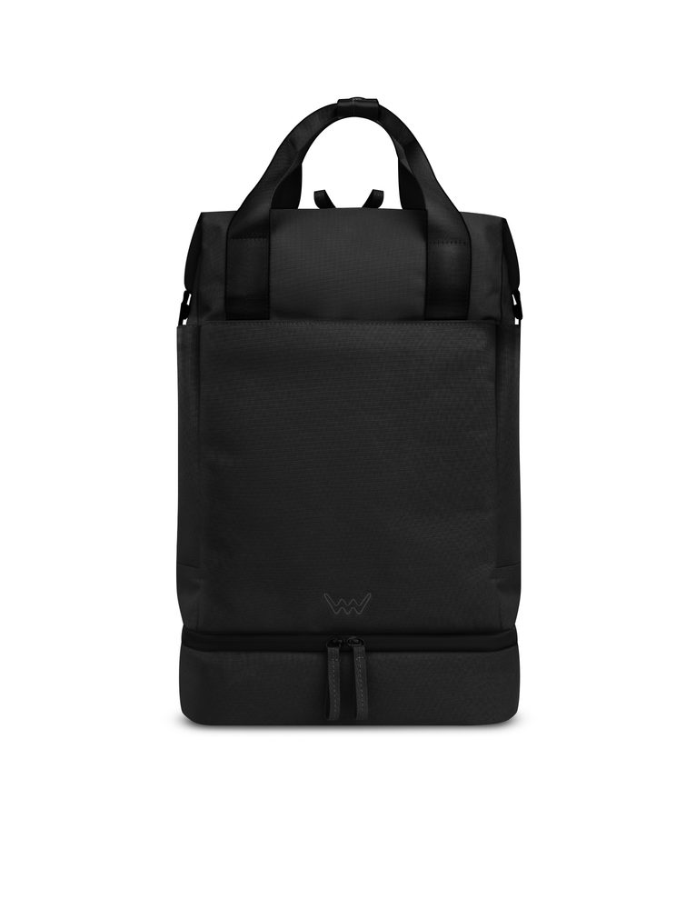 VUCH Jorin Black.

Priestranný batoh s množstvom vreciek
Vyrobený z recyklovaného materiálu
Spodnú priehradku možno využiť napríklad na obuv
Vrecko na zips na popruhu
 Eco batohy
Objavte eco batohy od Vuch, vďaka ktorým bude váš ďalší výlet o niečo udržateľnejší, ale zároveň stále dosť štýlový.
Pri batohoch je naším cieľom vytvoriť dokonalú rovnováhu medzi originálnym vzhľadom, kvalitným spracovaním a udržateľným materiálom.