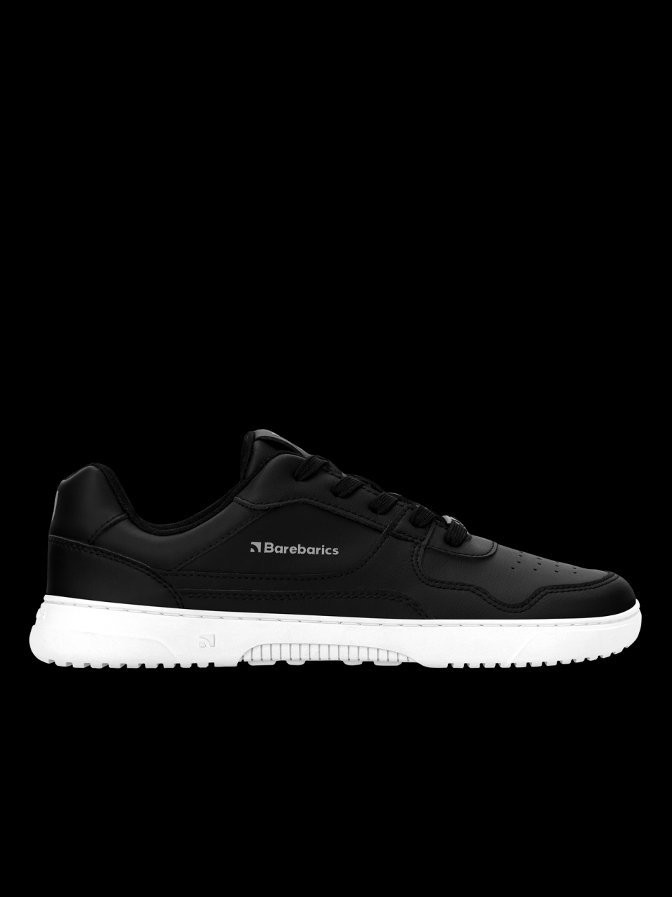 Barefoot Sneakers Barebarics Zing - Black & White - Leather.
Obermaterial: LederInnenfutter: TextilEinlegesohle: PU + Polyester (herausnehmbar - antibakteriell)Sohle: ComfortGrip Neo (Gummi)Herstellung: Vietnam
Weitere Informationen
  Unisex-Modell in neuen Farben  herausnehmbare antibakterielle Einlegesohle  Metalldetails an den Schnürsenkeln mit Barebarics-Logo  flexible, genähte ComfortGrip Neo-Sohle  Perforierung für bessere AtmungsaktivitätEAN/SKU: %eanorsku%
Vorteile von Barfußschuhen:
  ultraflexible Laufsohle  Zero Drop: Fersen- und Zehenbündigkeit für eine korrekte Körperhaltung  geräumige Zehenbox für Ihre Zehen  leichter Schuh